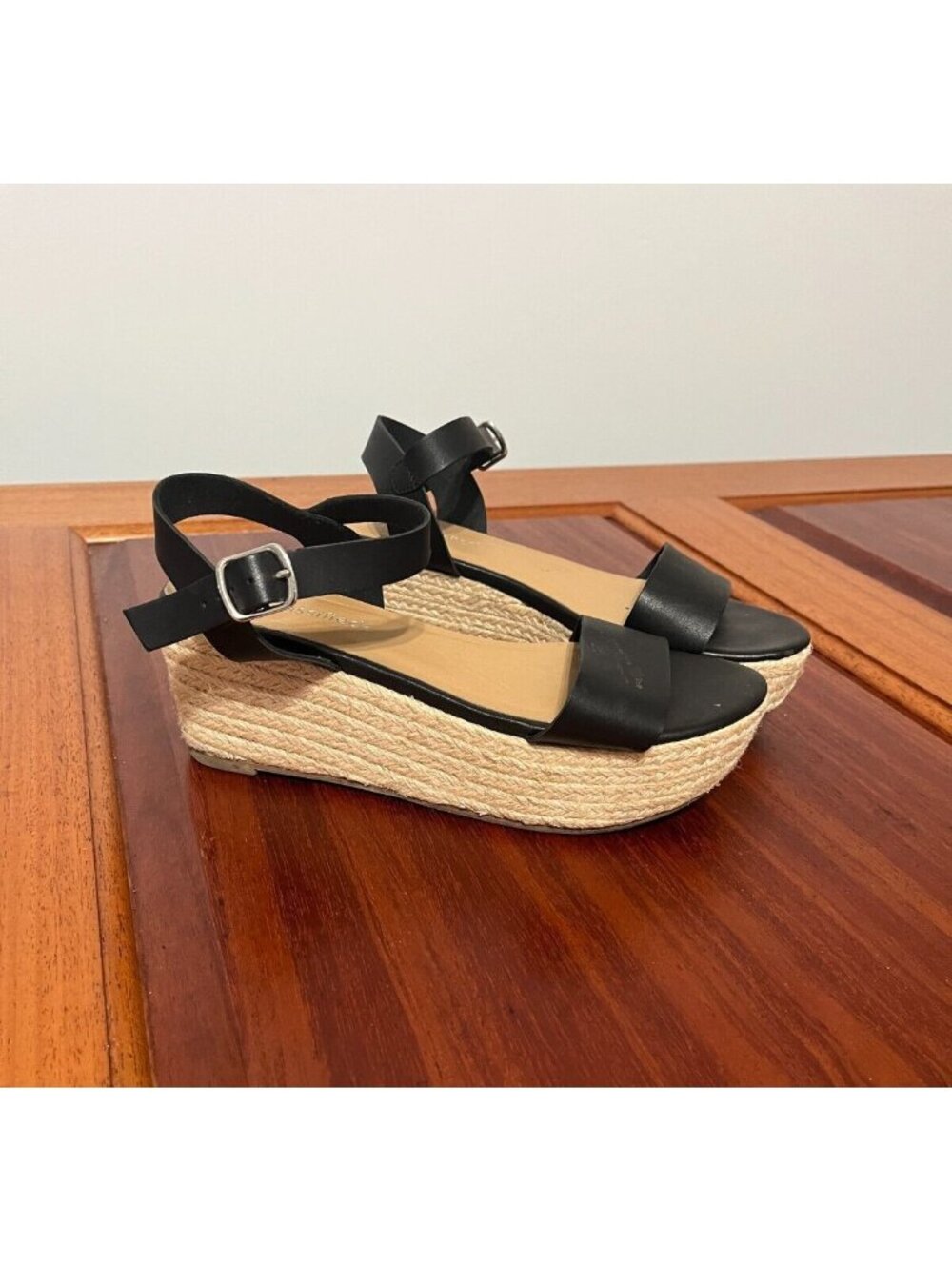 City Classified Espadrille Platform Open Toe Sandals Size 7 Black Straps